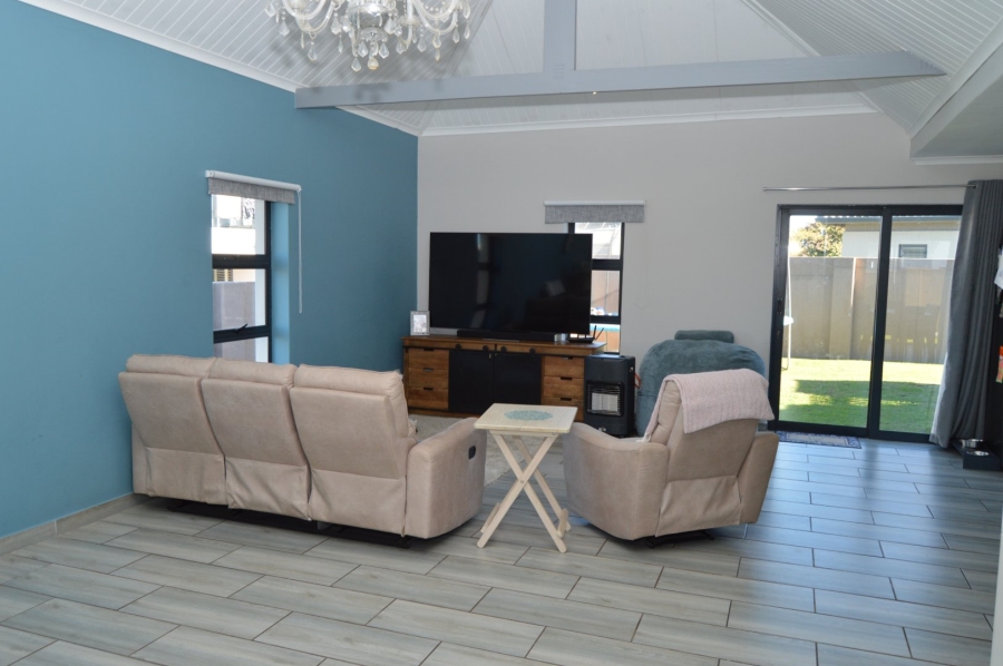 4 Bedroom Property for Sale in Blue Mountain Village Western Cape